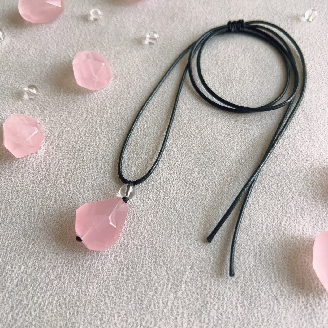 High Quality Free-formed Faceted Rose Quartz Pendant Necklace | Handmade Heart Chakra Jewelry Improve Your Love Life and Relationship