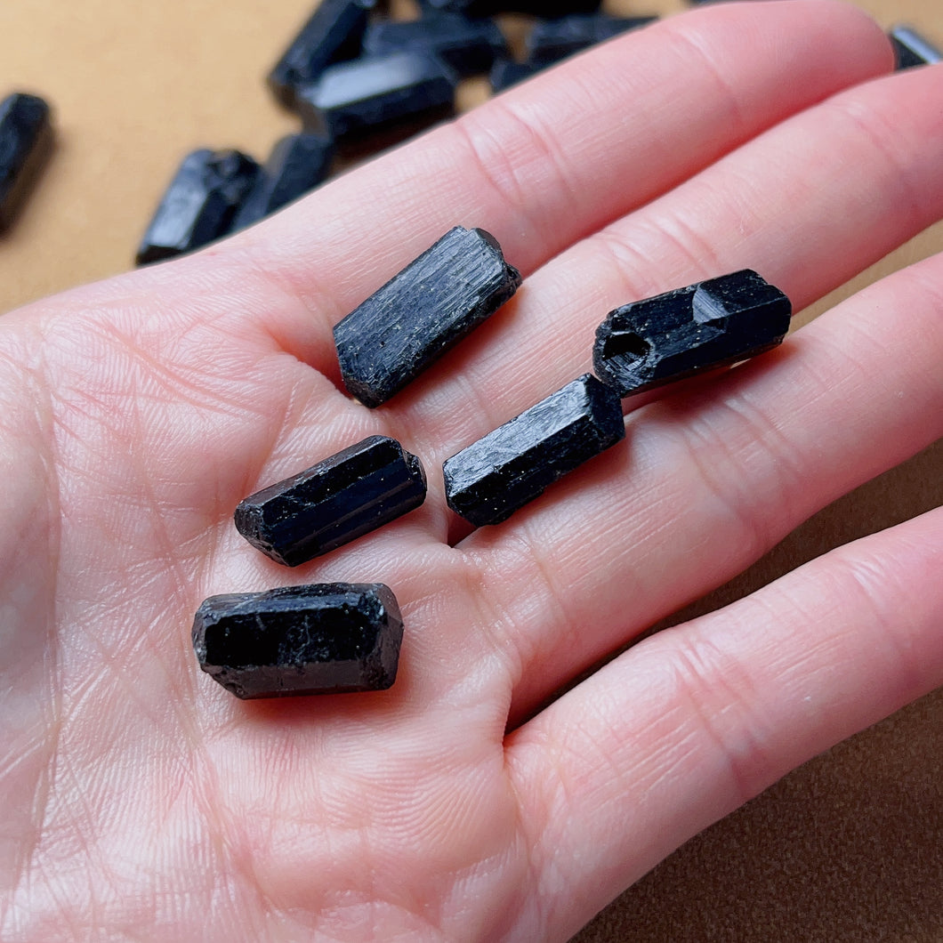 Set of 5 Top Grade Black Tourmaline Pocket Raw Stone | Reiki Healing Protection Crystals | 1st Root Chakra Remove Negativity