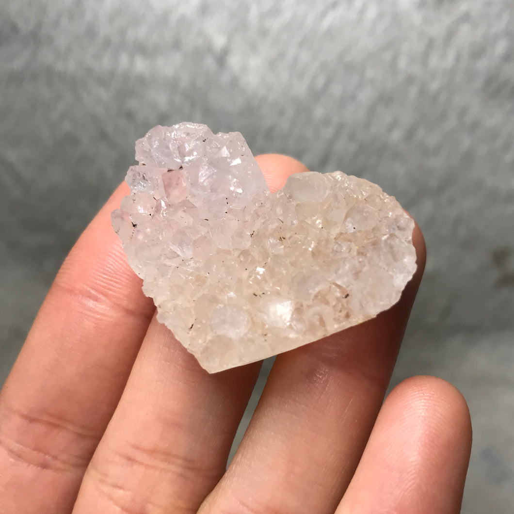 Natural Quartz Cluster Raw Stone 34x27x12mm Best Special Gift Healing Meditation Reiki Crystal One and Only Home Decoration Ornament