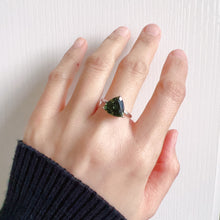 Load image into Gallery viewer, Top Grade Trillion Cut Moldavite Ring Natural Best Green Color | High-frequency Healing Stone
